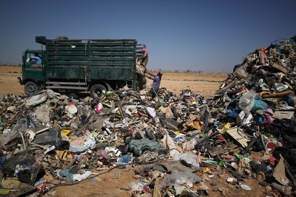 Carey Marks Photography Carey Marks Photography, Al Huseyniyat landfill, documentary